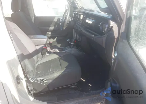 2022 Jeep Gladiator Altitude 4X4 from USA, damaged, VIN 1C6HJTAG1NL176324